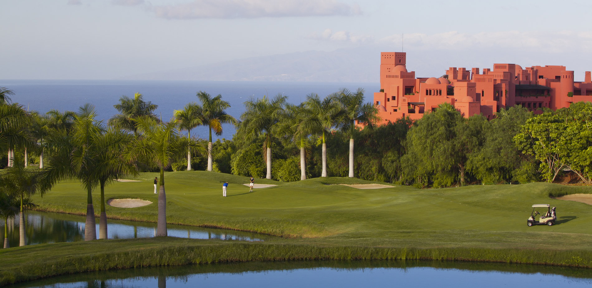 Abama Golf, parcours vallonn&eacute; avec vue sur l&rsquo;oc&eacute;an Atlantique &agrave; Tenerife
