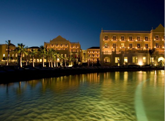 Hôtel The Lake Resort 5*