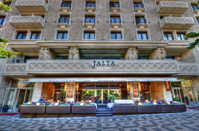 weekend_a_prague_hotel_jalta