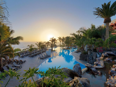 adri%C3%A1n_hoteles_roca_nivaria_5_