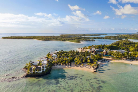 Shangri-La Le Touessrok 5*